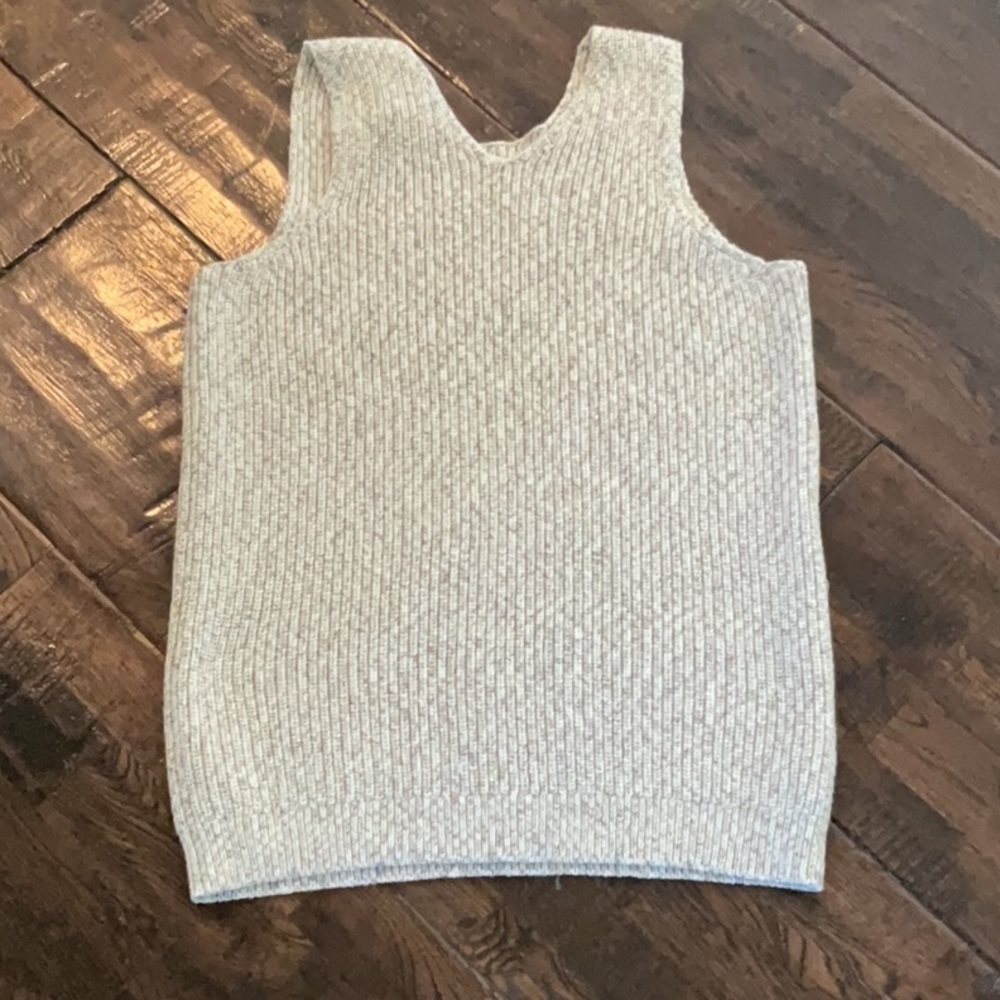 LOFT Ribbed Knit Tank in Light Gray - Picture 3 of 4